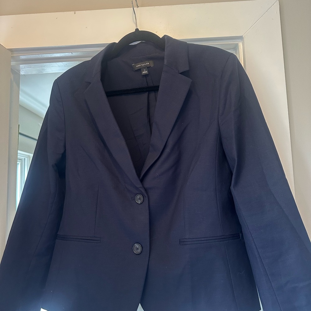 Ann Taylor Navy Single-Breasted Blazer and pants Set